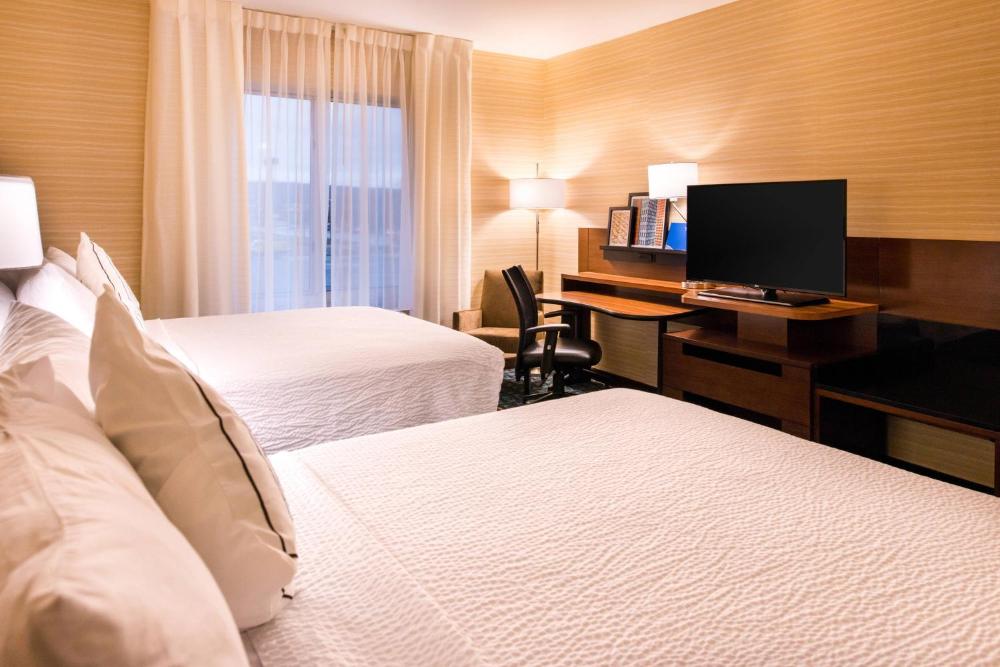 Queen Room with Two Queen Beds interior